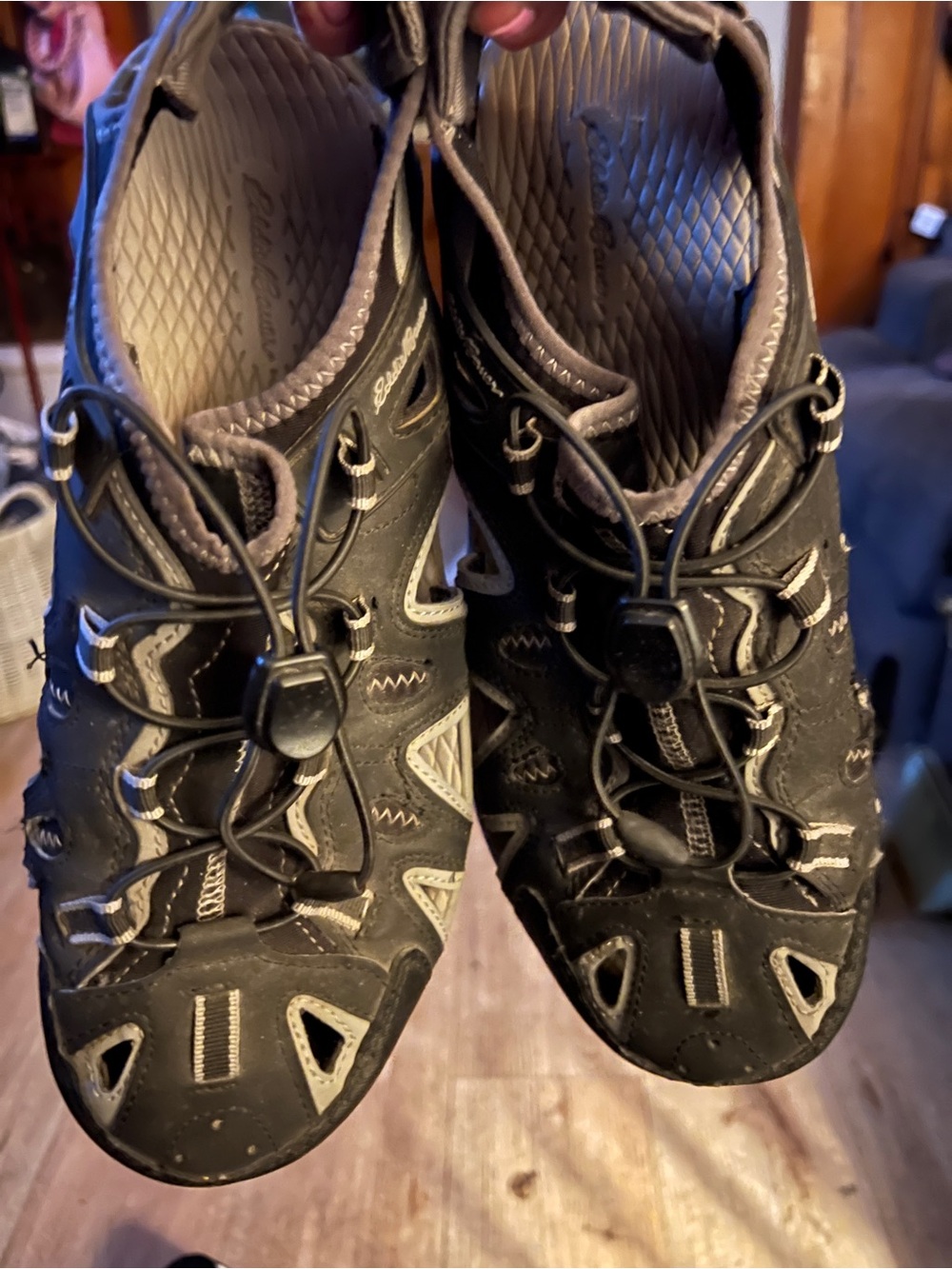 Eddie Bauer Men's Black and Gray Athletic Lace-Quick Shoes
